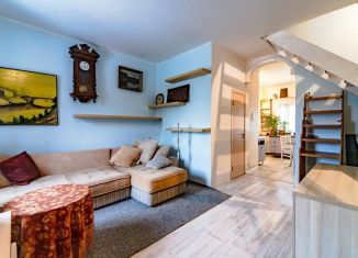 Сдается в аренду 2-комнатная квартира, 73.6 м2, городской посёлок Рощино, 1-й Строительный проезд, 15