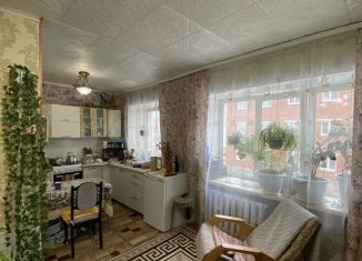 Продаю 2-ком. квартиру, 40 м2, Воткинск, улица Победы, 10