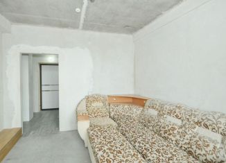 Продаю 1-комнатную квартиру, 37 м2, Новосибирск, улица Героев Революции, 25