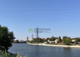 2-комнатная квартира на продажу, 41.5 м2, Астрахань, Красная улица, 12