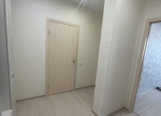 Продаю 1-ком. квартиру, 43 м2, Екатеринбург, Орджоникидзевский район, Донбасская улица, 21
