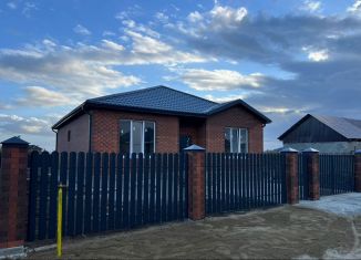 Продаю дом, 130 м2, аул Козет, Натухаевская улица, 1