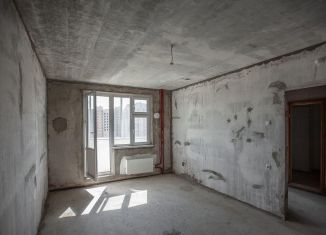 Продается 3-комнатная квартира, 120 м2, Грозный, улица Хамзата У. Орзамиева, 2