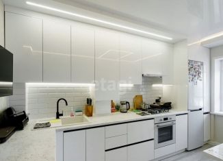 Продам 2-комнатную квартиру, 59 м2, Ульяновск, Бакинская улица, 8