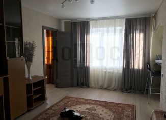 Сдаю в аренду 3-ком. квартиру, 45 м2, Екатеринбург, метро Ботаническая, улица Фрунзе, 63