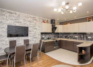 Продаю 1-ком. квартиру, 55.1 м2, Тюмень, улица Максима Горького, 90