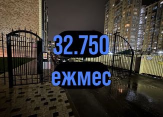 Продаю 2-ком. квартиру, 67 м2, Махачкала, проспект Насрутдинова, 160, Ленинский внутригородской район