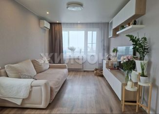 Продается 3-комнатная квартира, 60.3 м2, Новосибирск, улица Гаранина, 25, метро Золотая Нива