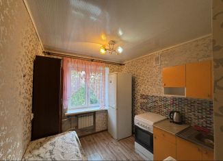 Продается 1-комнатная квартира, 33 м2, посёлок городского типа Селятино, Спортивная улица, 36