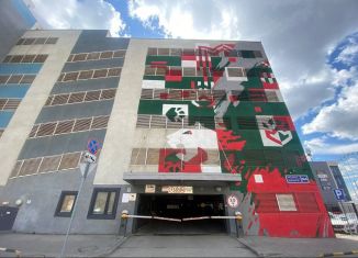 Продаю машиноместо, 30 м2, Казань