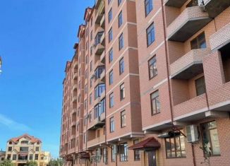 Продаю 2-комнатную квартиру, 100 м2, Дагестан, улица М. Халилова, 22А