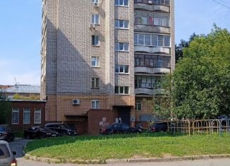 Продаю 3-ком. квартиру, 108 м2, Удмуртия, улица Пастухова, 84