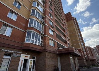 Продаю 1-ком. квартиру, 41 м2, Тула, Рязанская улица, 17