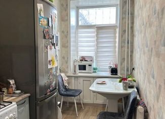 Продаю двухкомнатную квартиру, 50 м2, Березники, улица Олега Кошевого, 11