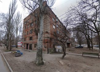 Продается 1-ком. квартира, 17 м2, Таганрог, улица Пальмиро Тольятти, 26-2