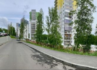 Продам 2-ком. квартиру, 54 м2, рабочий поселок Маркова, жилой комплекс Южный Парк, 9, ЖК Южный Парк