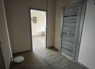 Сдам в аренду двухкомнатную квартиру, 65 м2, Краснодар, улица имени Снесарева, 10/1, микрорайон Гидрострой