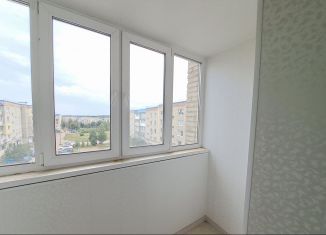 Продаю 2-ком. квартиру, 49 м2, Кумертау, Советская улица, 1