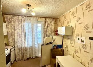 Продаю 2-ком. квартиру, 53 м2, Киржач, улица Островского, 19