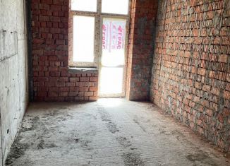 Продам 2-ком. квартиру, 69 м2, Дагестан, проспект Насрутдинова, 153