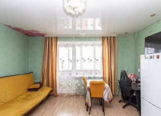 Продаю 1-ком. квартиру, 36.5 м2, Тобольск, 9-й микрорайон, 22