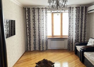 Продаю 2-комнатную квартиру, 62 м2, Дербент, улица Саида Габиева, 22