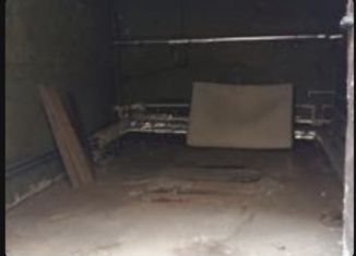 Продам гараж, 31 м2, Санкт-Петербург, 6-я линия Васильевского острова, 43