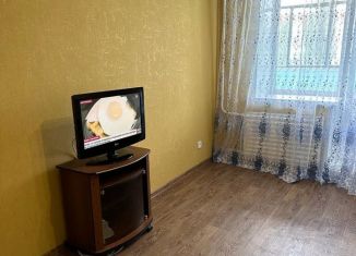 Сдача в аренду 2-комнатной квартиры, 52 м2, Стерлитамак, Патриотическая улица, 106