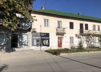 Продается 2-ком. квартира, 42 м2, Избербаш, улица Гамидова, 8