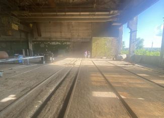 Сдам в аренду производство, 2800 м2, Октябрьский, площадь имени Ленина