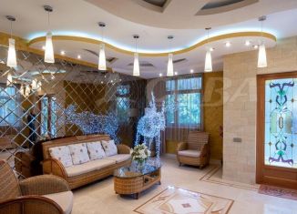 Продаю дом, 500 м2, Сочи, улица Дмитриевой, 6, микрорайон Светлана