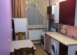 Продам 1-ком. квартиру, 29 м2, Малоярославец, улица Щорса, 9