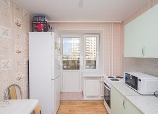 Продаю 2-ком. квартиру, 40 м2, Тюмень, улица Голышева, 2к1, ЖК Роза ММС