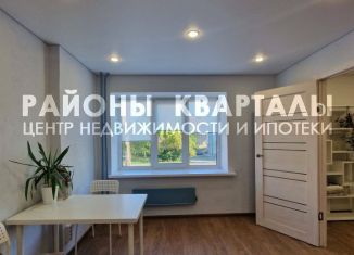 Продам двухкомнатную квартиру, 30.7 м2, Челябинск, улица Сони Кривой, 45, Центральный район