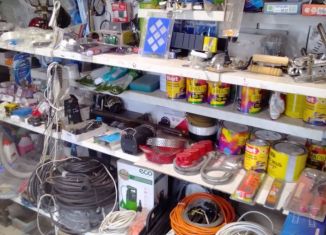 Продается торговая площадь, 70 м2, Заинск, улица Баныкина, 3