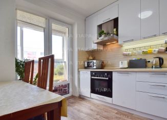 Продаю 2-ком. квартиру, 50.6 м2, поселок городского типа Стройкерамика, улица Академика Дмитрия Козлова, 8, ЖК Детский Мир