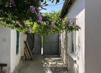 Сдается дом, 50 м2, Феодосия, Стахановская улица, 5/9