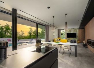 Продаю дом, 300 м2, Сочи, микрорайон Верхнеимеретинская Бухта, Миндальная улица, 30/3