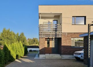 Сдаю в аренду дом, 150 м2, деревня Дальние Прудищи, Озёрная улица, 26П