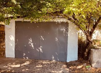 Продаю гараж, 22 м2, посёлок городского типа Октябрьское