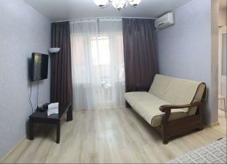 Сдаю в аренду 1-ком. квартиру, 31 м2, Сочи, улица Ленина, 42, микрорайон Черемушки