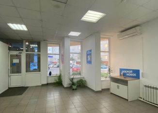 Продаю помещение свободного назначения, 79 м2, Нижнекамск, проспект Химиков, 27Б