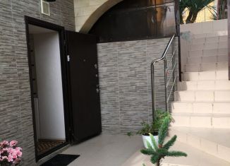 Сдаю однокомнатную квартиру, 35 м2, Сочи, микрорайон Приморье, Курортный проспект, 96/8