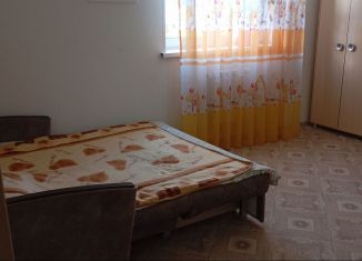 Сдаю в аренду комнату, 18 м2, Екатеринбург, Коуровская улица, 13, метро Уральская