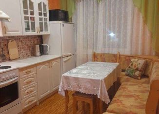 2-ком. квартира в аренду, 52 м2, Кандалакша, Первомайская улица, 11