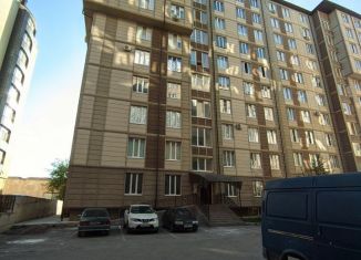 Продается 3-ком. квартира, 94.5 м2, Нальчик, ЖК Белые Паруса, улица Шарданова, 46В