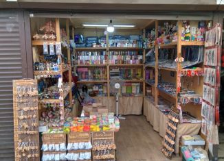 Продаю торговую площадь, 9 м2, поселок городского типа Новомихайловский, Морская улица, 7/3