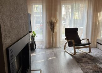 Аренда дома, 170 м2, посёлок Песочный, Болотный проезд