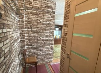 Продается двухкомнатная квартира, 46.8 м2, Ефремов, улица Строителей, 33