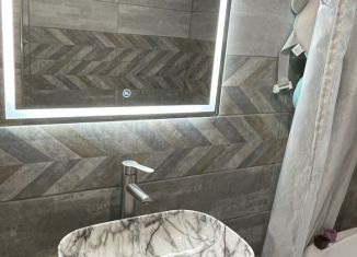 Продам 2-комнатную квартиру, 71.5 м2, Кропоткин, Красная улица, 260